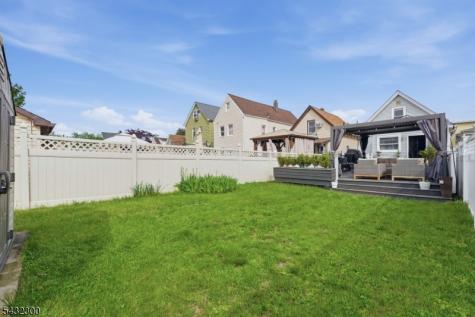 32 Willard Street Garfield NJ 07026