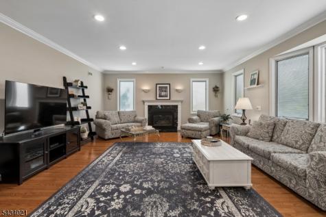 2799 Spruce Street Union NJ 07083