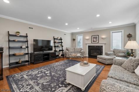 2799 Spruce Street Union NJ 07083