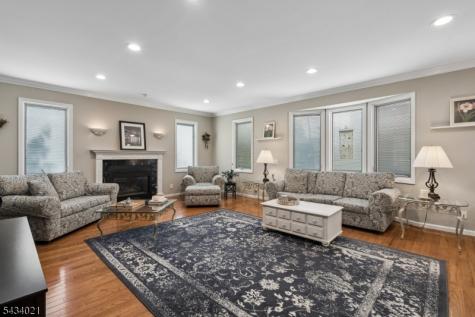2799 Spruce Street Union NJ 07083