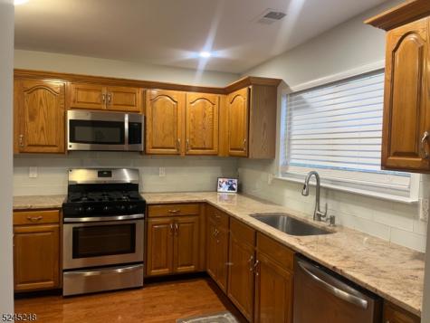 53 Colby Court White NJ 07823
