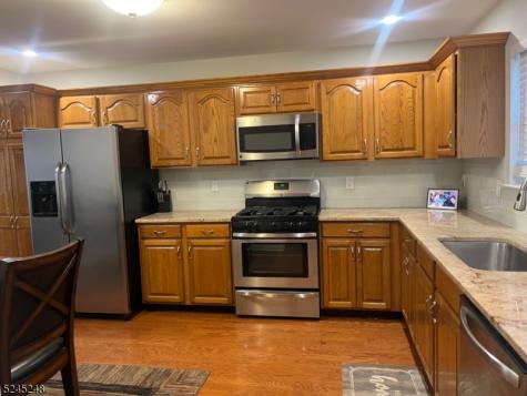 53 Colby Court White NJ 07823