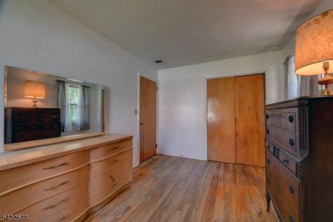 68 Comly Road Lincoln Park NJ 07035