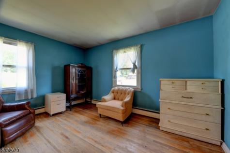 68 Comly Road Lincoln Park NJ 07035