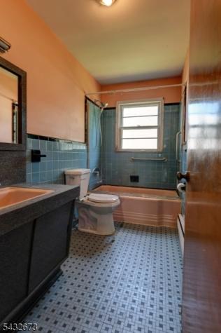 68 Comly Road Lincoln Park NJ 07035