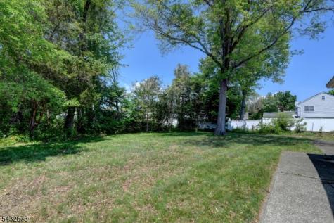 68 Comly Road Lincoln Park NJ 07035