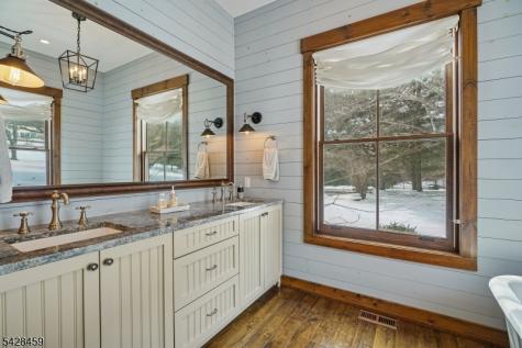 89 Mosle Road Peapack Gladstone NJ 07931