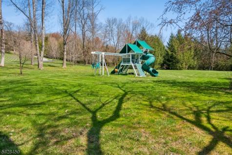 89 Mosle Road Peapack Gladstone NJ 07931