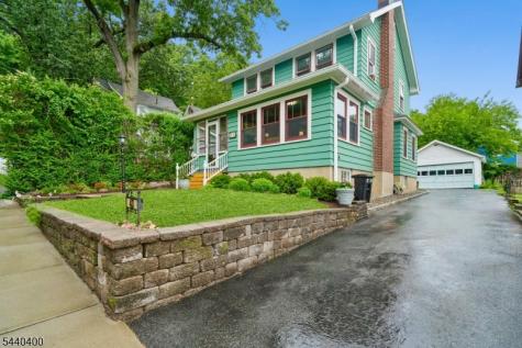 43 Woodside Terrace West Orange NJ 07052