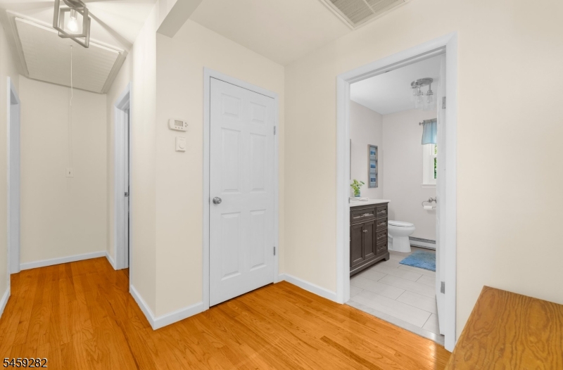 17 Ridge Road Raritan NJ 08822