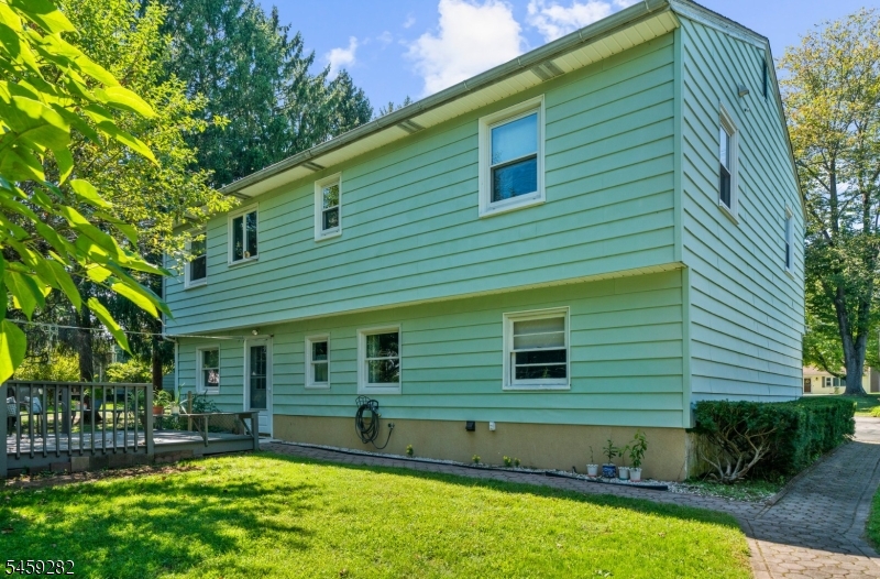 17 Ridge Road Raritan NJ 08822