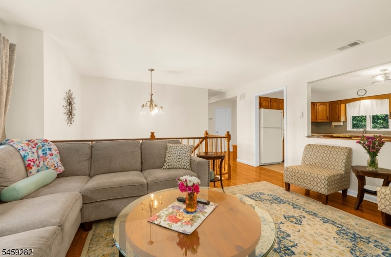 17 Ridge Road Raritan NJ 08822