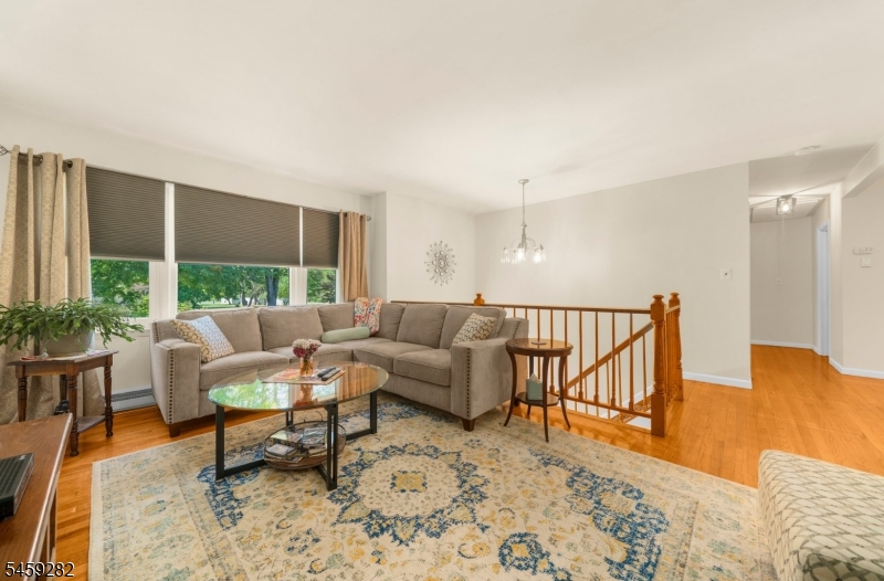 17 Ridge Road Raritan NJ 08822
