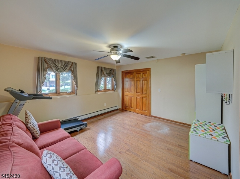 28 Randolph Street Lincoln Park NJ 07035