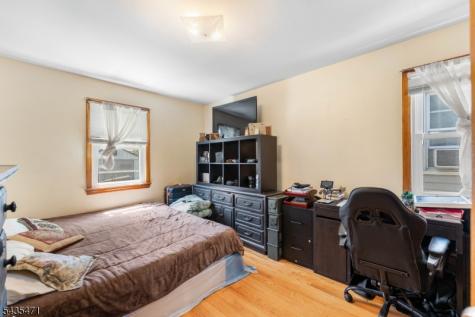 19 Albert Street North Arlington NJ 07031