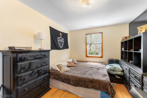 19 Albert Street North Arlington NJ 07031