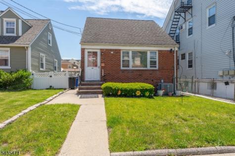 19 Albert Street North Arlington NJ 07031