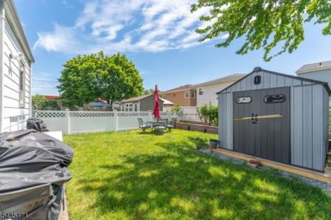 19 Albert Street North Arlington NJ 07031