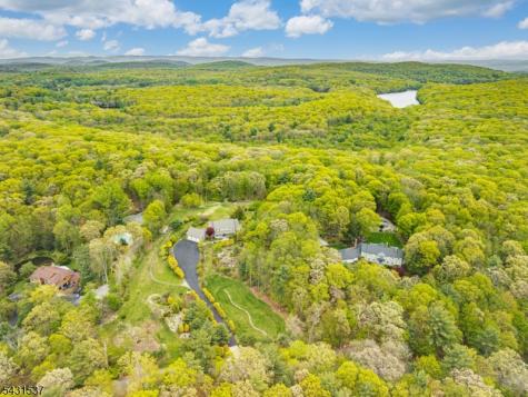 55 Green Terrace Way West Milford NJ 07480