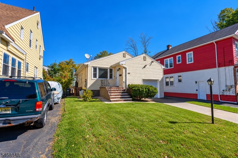 1107 Warren Street Roselle NJ 07203