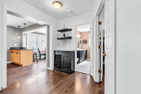 52 7TH Street North Arlington NJ 07031