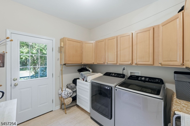 2 Butternut Lane Monroe NJ 08831