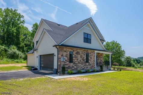 5 Emerald Drive Hardyston NJ 07419