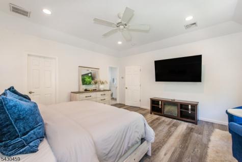 20 Knob Hill Road Washington NJ 07840