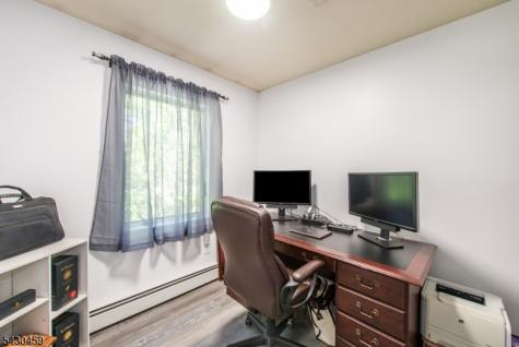 20 Knob Hill Road Washington NJ 07840