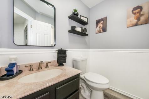 20 Knob Hill Road Washington NJ 07840