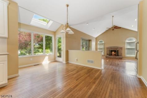 23 Neshanic Drive Raritan NJ 08551