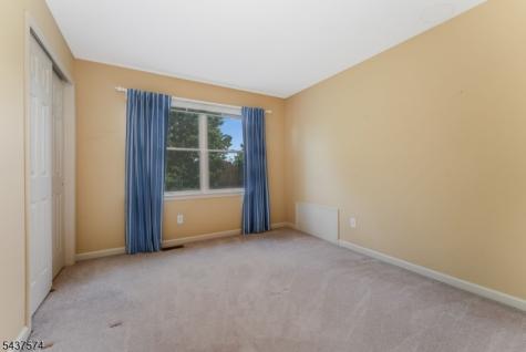 23 Neshanic Drive Raritan NJ 08551