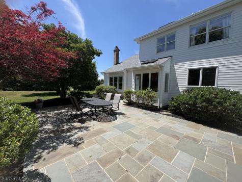 23 Neshanic Drive Raritan NJ 08551