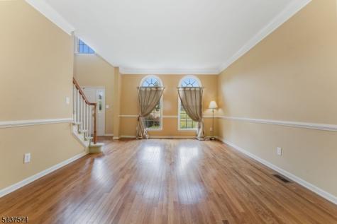 23 Neshanic Drive Raritan NJ 08551