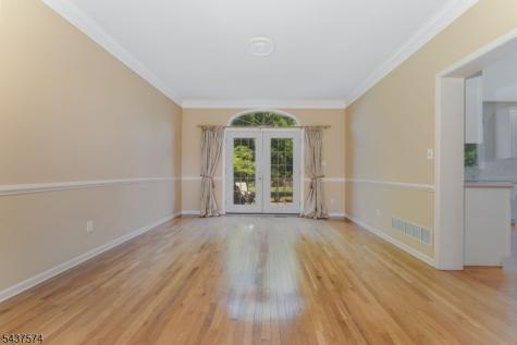 23 Neshanic Drive Raritan NJ 08551
