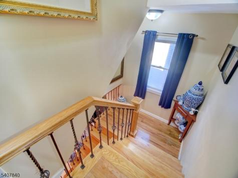 24 White Terrace Newark NJ 07108