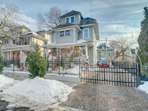 24 White Terrace Newark NJ 07108