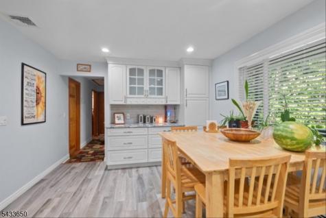 17 Foxhill Lane Ringwood NJ 07456