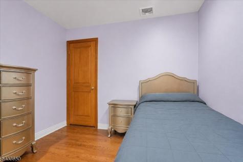 17 Foxhill Lane Ringwood NJ 07456