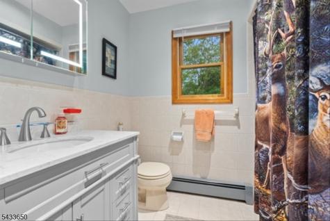 17 Foxhill Lane Ringwood NJ 07456