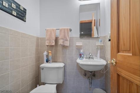 17 Foxhill Lane Ringwood NJ 07456