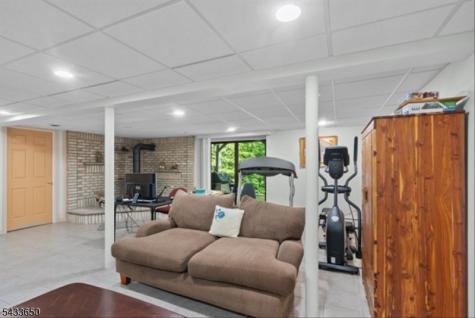 17 Foxhill Lane Ringwood NJ 07456