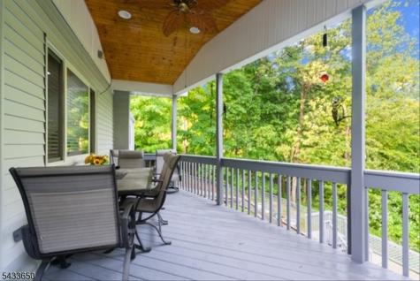 17 Foxhill Lane Ringwood NJ 07456