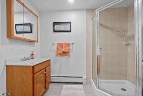 17 Foxhill Lane Ringwood NJ 07456