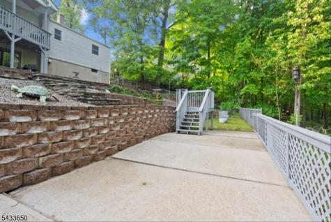 17 Foxhill Lane Ringwood NJ 07456