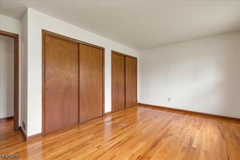 9 Symonds Lane Lebanon NJ 08826