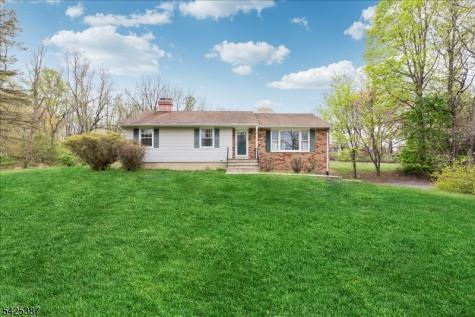9 Symonds Lane Lebanon NJ 08826