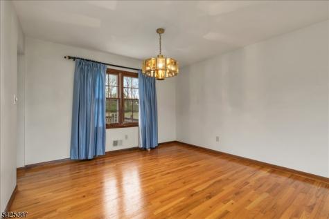 9 Symonds Lane Lebanon NJ 08826
