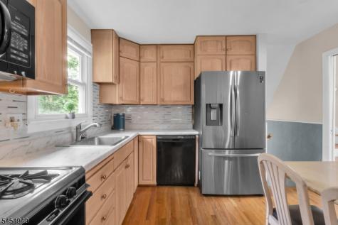 12 Brook Place West Orange NJ 07052