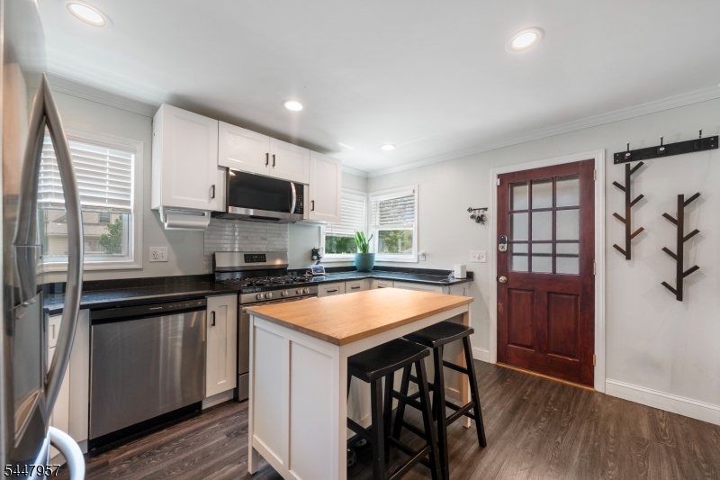 735 Harrison Avenue Roselle NJ 07203